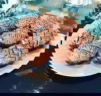 Short  Stout Cafe - E Caravan Parks