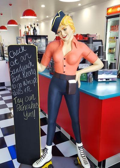 RJ's Rock N Roll Diner - E Caravan Parks 7