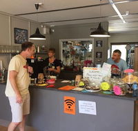 Pickers Cafe  Collectables - E Caravan Parks