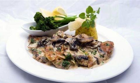 All' Antica Italian Restaurant & Pizzeria - E Caravan Parks 13