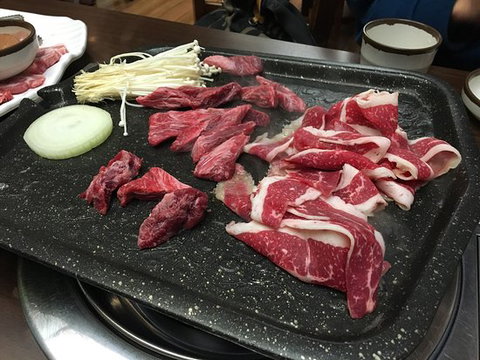 Melbourne Dae Jang Geum Korean BBQ - E Caravan Parks 0