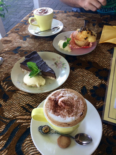 Ebb And Flow Cafe - E Caravan Parks 5