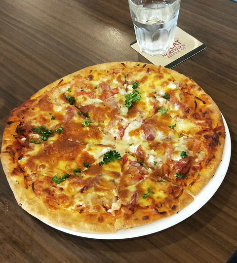 Lizards Bar & Restaurant - E Caravan Parks 7