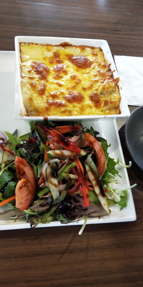 Lizards Bar & Restaurant - E Caravan Parks 8