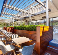 Ironstone Bar  Dining - E Caravan Parks
