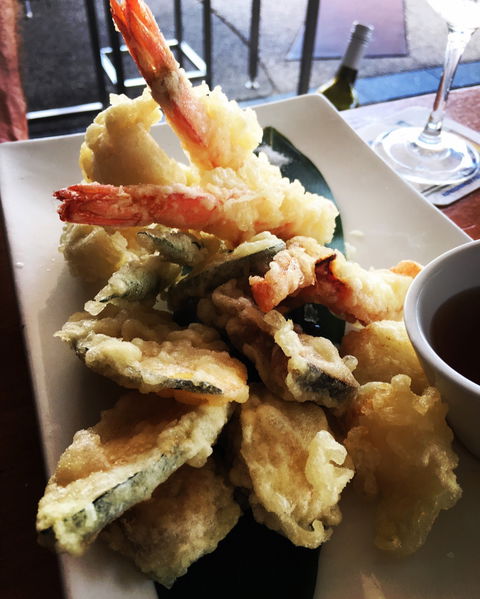 Sakana Sushi Bar - E Caravan Parks 3
