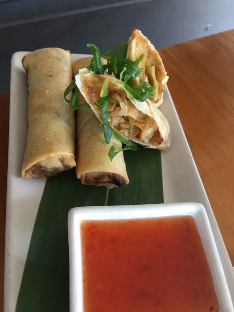 Sakana Sushi Bar - E Caravan Parks 5