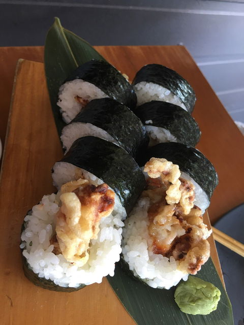 Sakana Sushi Bar - E Caravan Parks 6