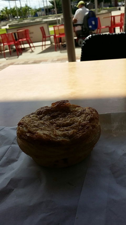 Ben & Sams Cafe & Bakehouse - E Caravan Parks 8
