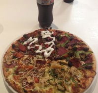 City Pizza - E Caravan Parks