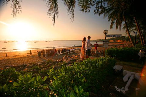 Darwin Sailing Club Waterfront Bistro - E Caravan Parks 0