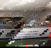 Mad Hatterz Cafe - E Caravan Parks