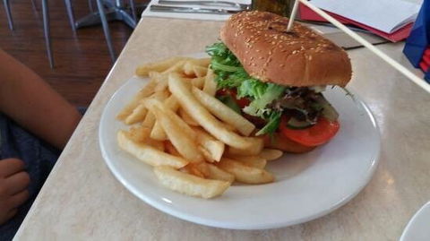 The Bell Bar And Bistro - E Caravan Parks 0
