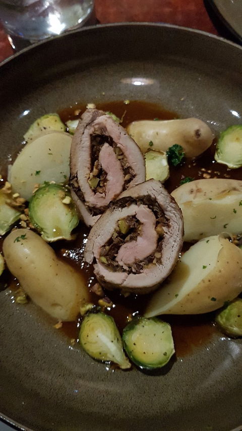 Altitude Restaurant + Lounge Bar - E Caravan Parks 3