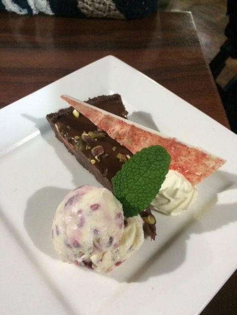 Bridge Hotel Bistro - E Caravan Parks 1