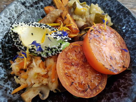 Cafe Umami - E Caravan Parks 0