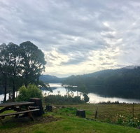 Lakeside Bar  Grill - E Caravan Parks