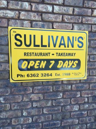 Sullivan's Restaurant - E Caravan Parks 0