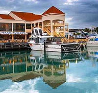 The Boat - E Caravan Parks