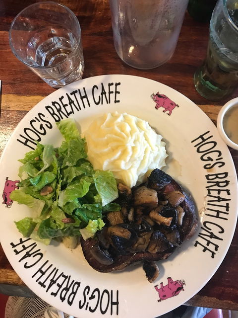 Hog's Breath Cafe - E Caravan Parks 5