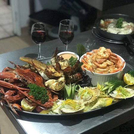 Albany Chalets Cafe - E Caravan Parks 0
