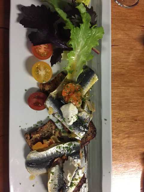 Fish Face Takeaway And Restaurant - E Caravan Parks 1