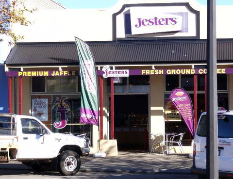 Jesters Pies - E Caravan Parks 0