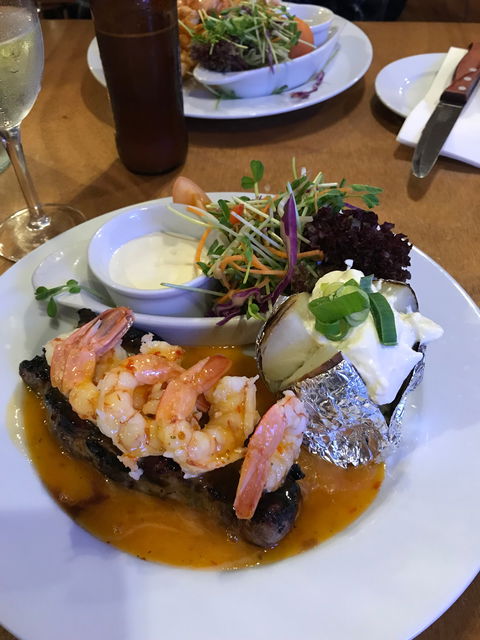 Rustlers Steakhouse And Grill - E Caravan Parks 5