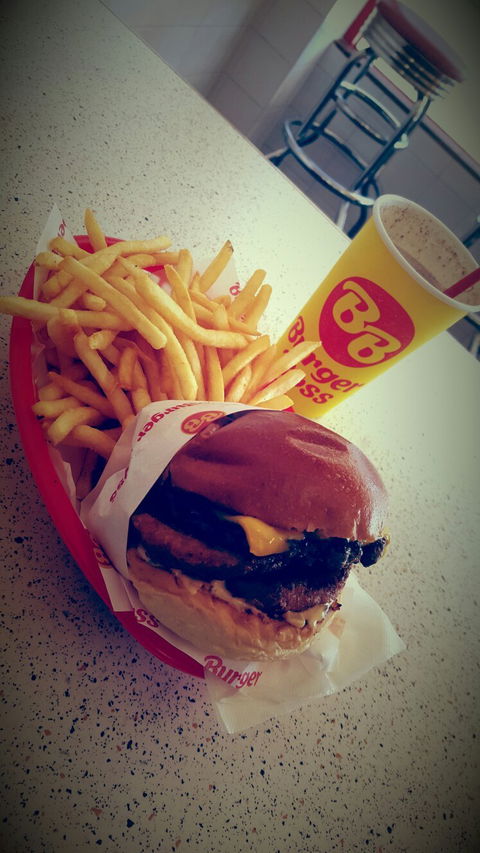 Burger Boss - E Caravan Parks 2