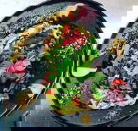 Pallet Home  Table - E Caravan Parks