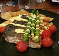Tower Hotel Bistro - E Caravan Parks