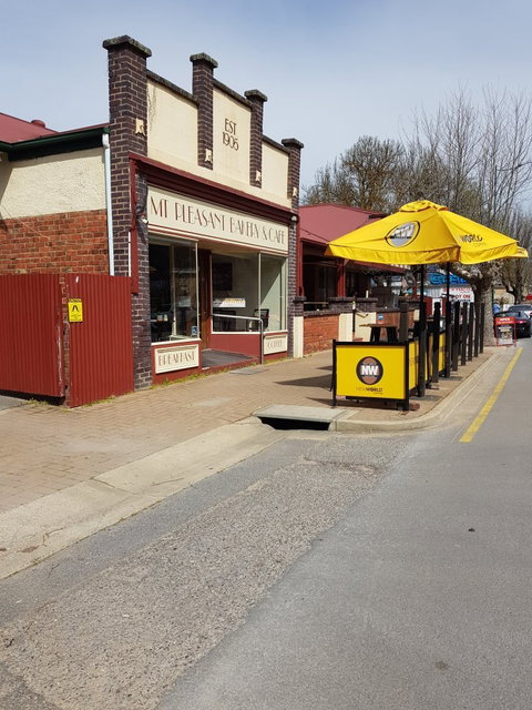 Mount Pleasant Bakery - E Caravan Parks 8