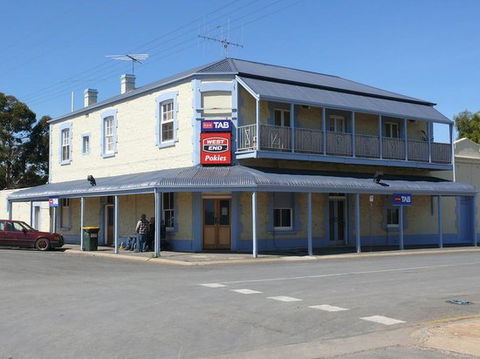 Port Wakefield Hotel - E Caravan Parks 0