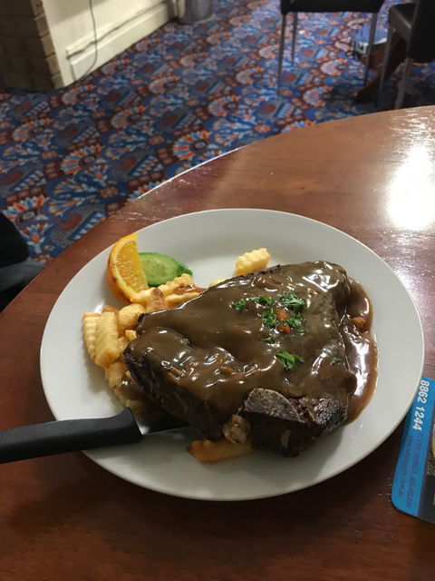 Port Wakefield Hotel - E Caravan Parks 1