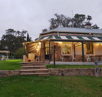 The Greenman Inn - E Caravan Parks