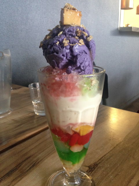 Filipino Kubo's Bar And Grill - E Caravan Parks 3