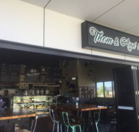 Thom  Ann's Restaurant Deli - E Caravan Parks