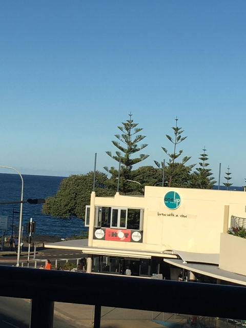 One Up Bar & Bistro - E Caravan Parks 6