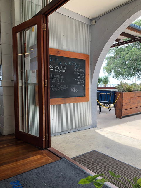 At The Jetty - E Caravan Parks 4