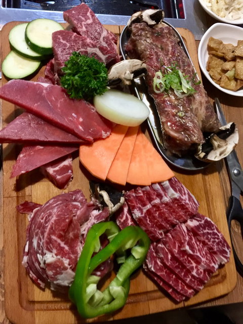 Meekak Korean Bbq Restaurant - E Caravan Parks 3