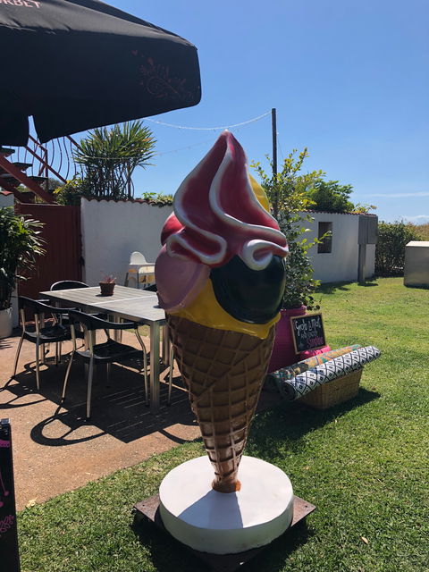 Pig Face Seafood Takeaway - E Caravan Parks 4
