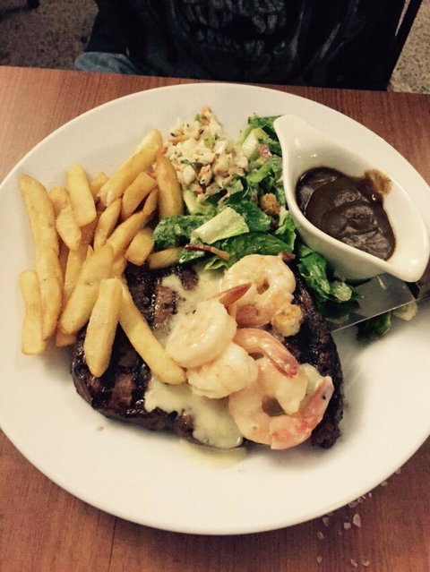 Roadhouse Grill - E Caravan Parks 3