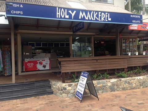 Holy Mackerel Fish Cafe - E Caravan Parks 0