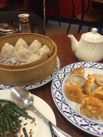 Juicy Bao - E Caravan Parks 0
