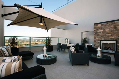 The Stamford Plaza Brisbane - E Caravan Parks 16