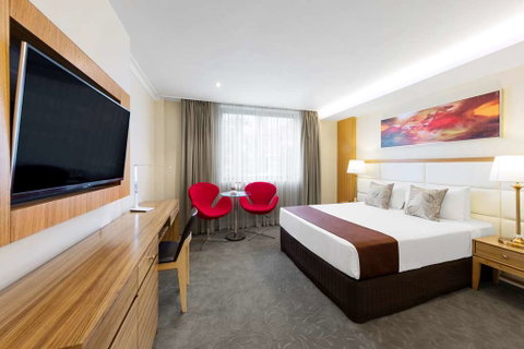 Best Western Plus Hotel Diana - E Caravan Parks 8