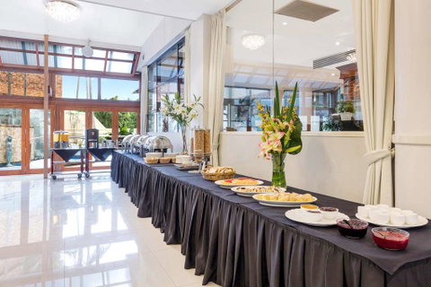 Best Western Plus Hotel Diana - E Caravan Parks 11