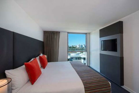 Mantra South Bank - E Caravan Parks 7