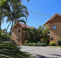 Quality Hotel Robertson Gardens - E Caravan Parks
