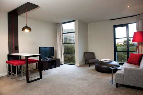 Mantra Hindmarsh Square - E Caravan Parks 8